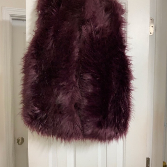 BRAND NEW CI SONO VEST FAUX FUR . SIZE-XL - Picture 7 of 8